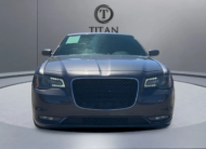 2018 Chrysler 300/S V6 RWD