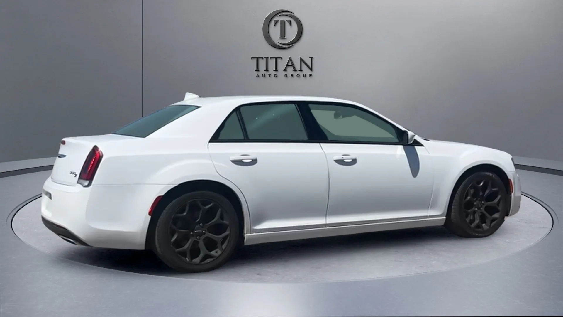 2018 Chrysler 300/S V6 RWD