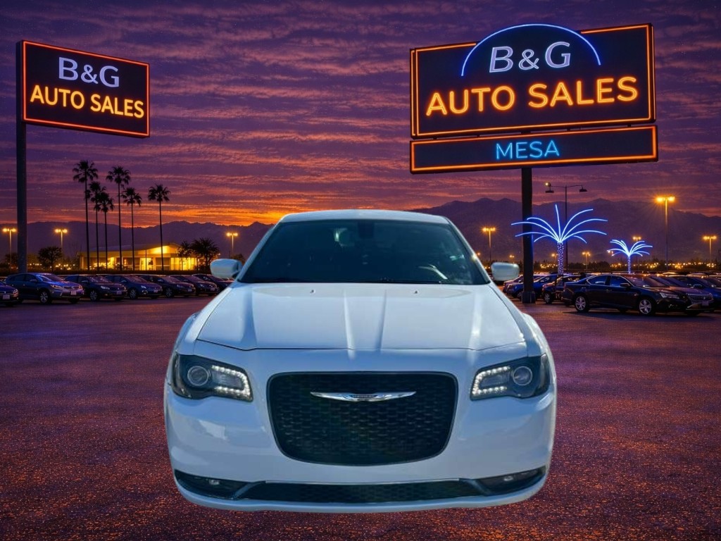 2018 Chrysler 300/S V6 RWD