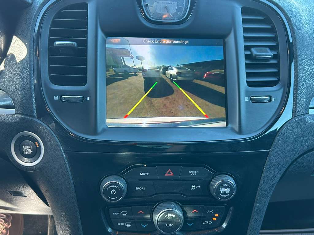 2018 Chrysler 300/S V6 RWD