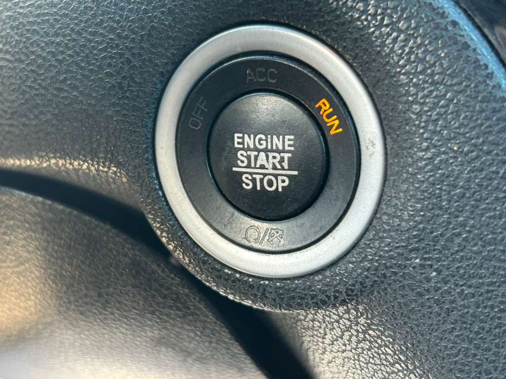 2018 Chrysler 300/S V6 RWD