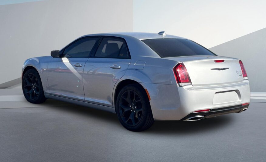 2021 Chrysler 300