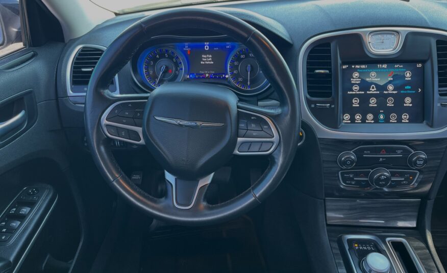 2021 Chrysler 300