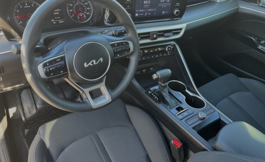 2023 Kia K5