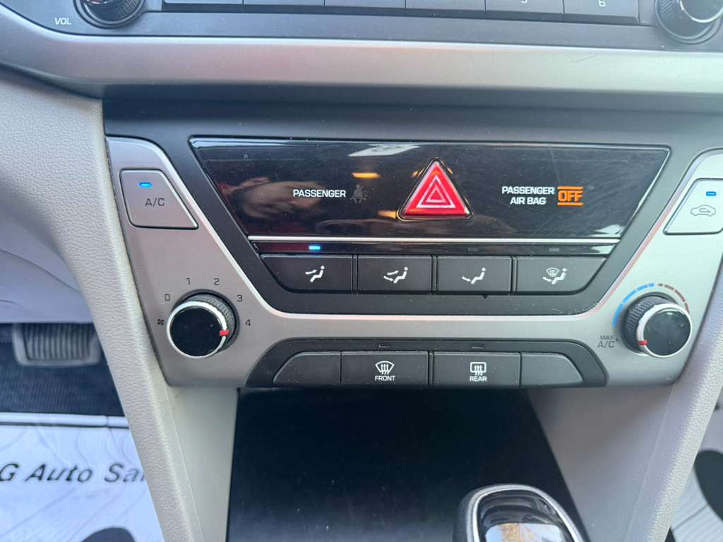 2017 Hyundai Elantra