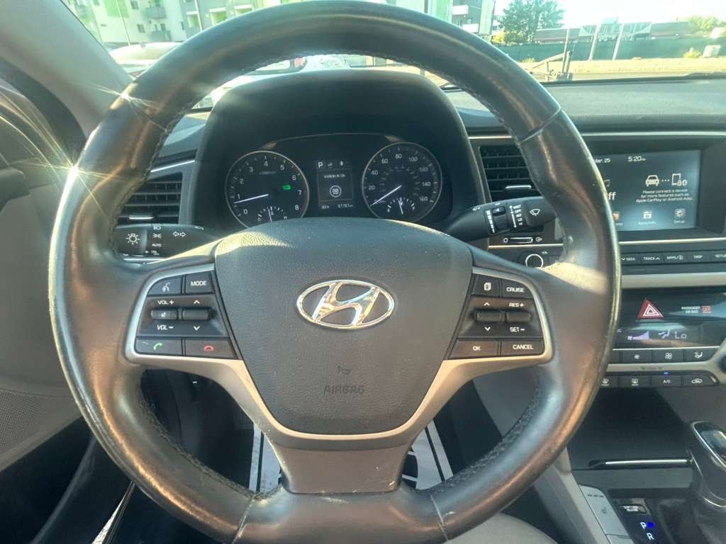 2018 Hyundai Elantra