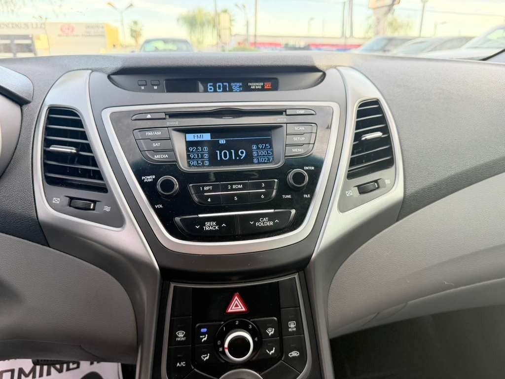 2015 Hyundai Elantra