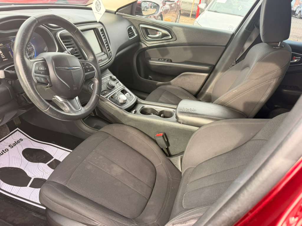 2015 Chrysler 200
