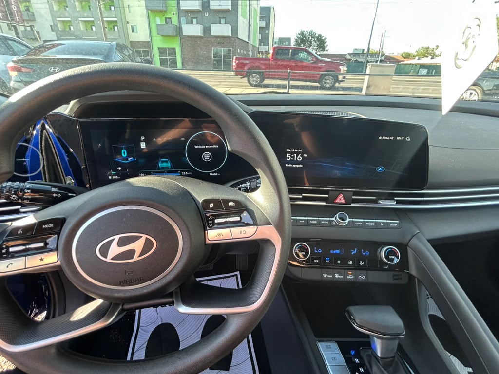 2024 Hyundai Elantra