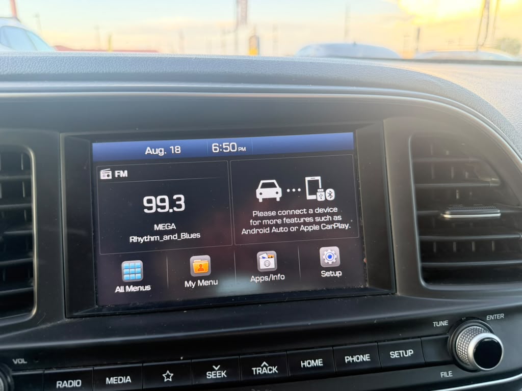 2020 Hyundai Elantra