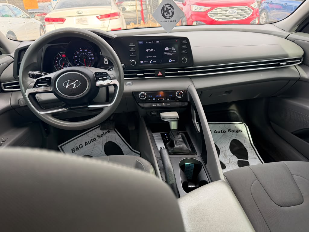 2022 Hyundai Elantra