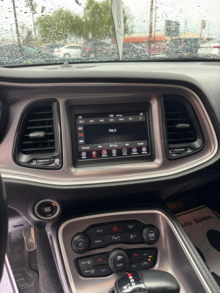 2022 Dodge Challenger
