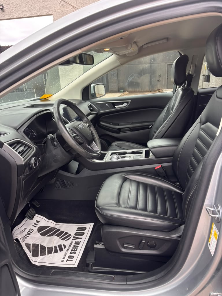 2023 Ford Edge
