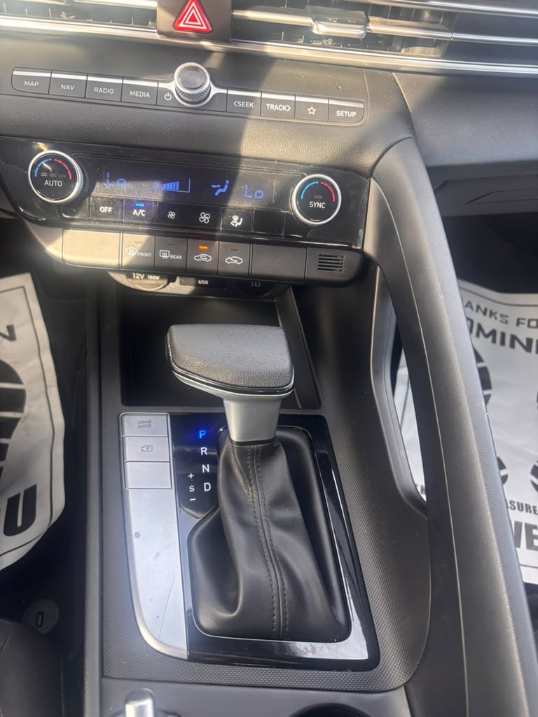 2024 Hyundai Elantra