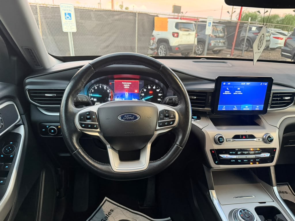 2023 Ford Explorer