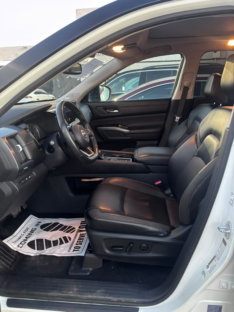 2022 Nissan Pathfinder